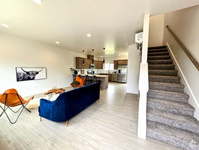 Building Photo - BRAND NEW TOWN HOMES W/STORAGE INCLUDED!