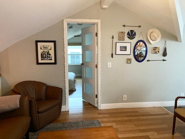 Living room view toward the attached bedroom - 1610 22nd St Unit 1610 22nd St