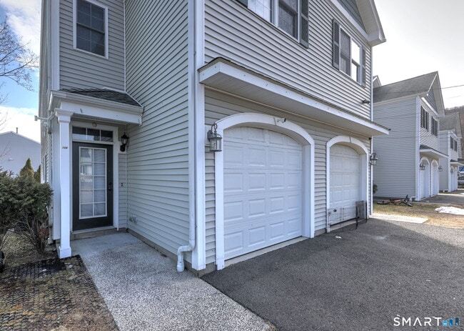 Photo - 12 Landin St Unit A