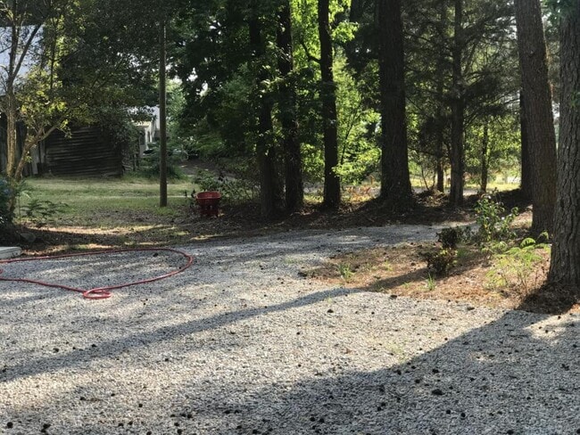 Photo - 8008 Halifax Rd