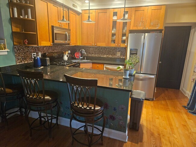 Photo - 1258 W Winona St