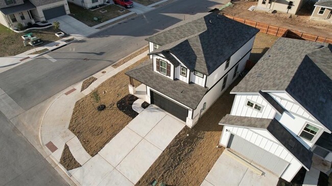 Photo - 98 Pacific Loon St House