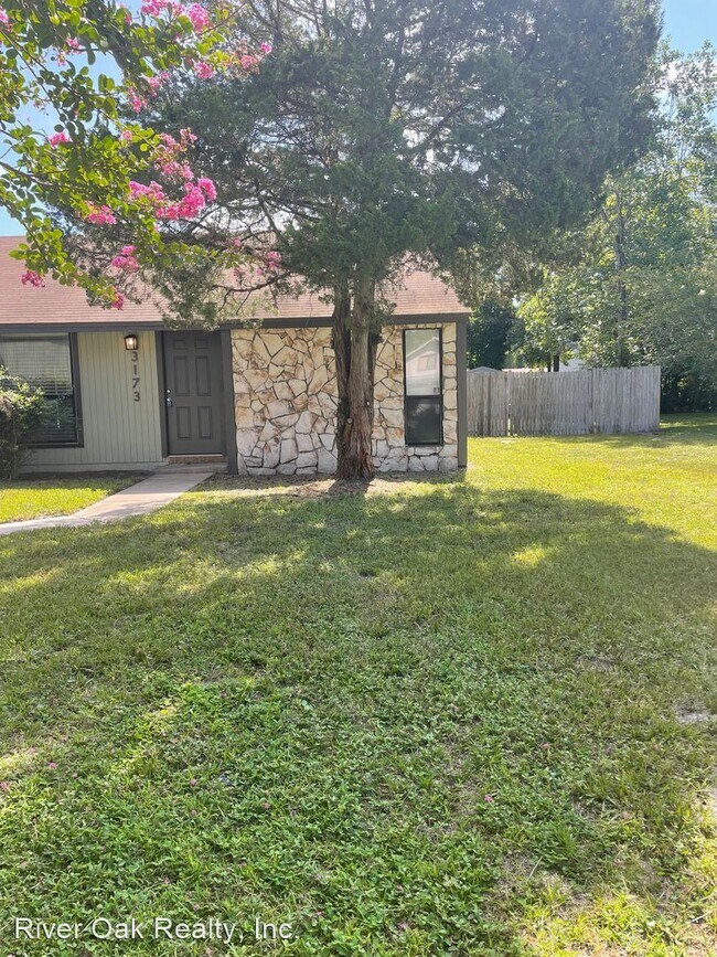 Photo - 3 br, 2 bath House - 3173 Vine Street