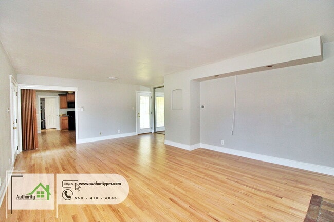 Photo - 3773 Ricardo Ave