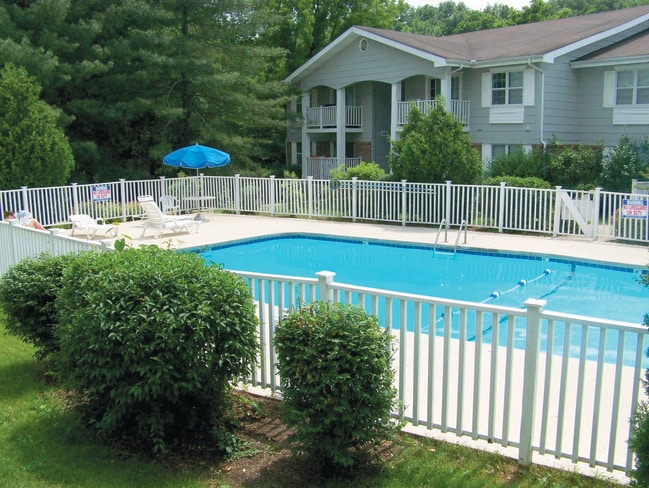 Photo - Ashland Manor Apartments & Townhouses