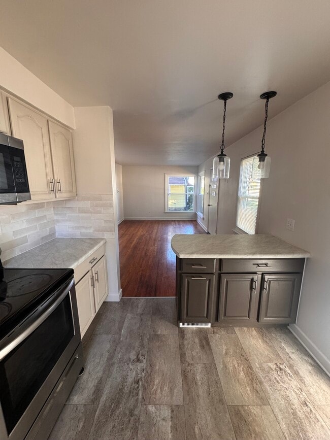 Photo - 412 Adams Ave