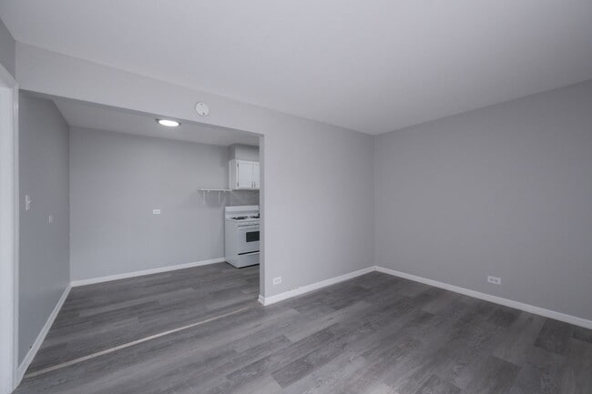 Photo - 15302-03 Knox-