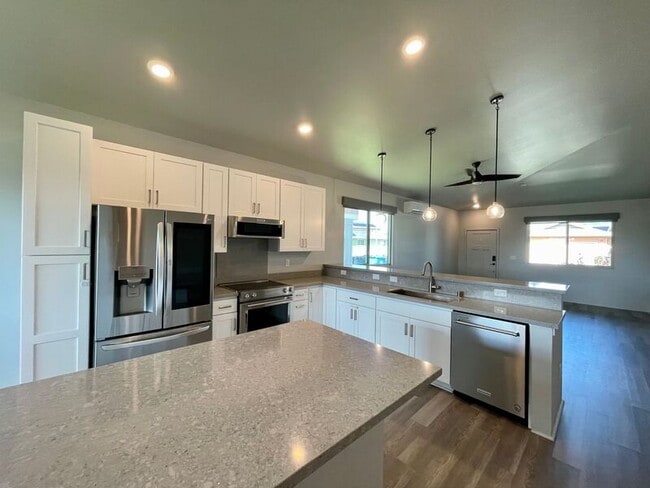 Building Photo - 91-1686 Ulaula Loop