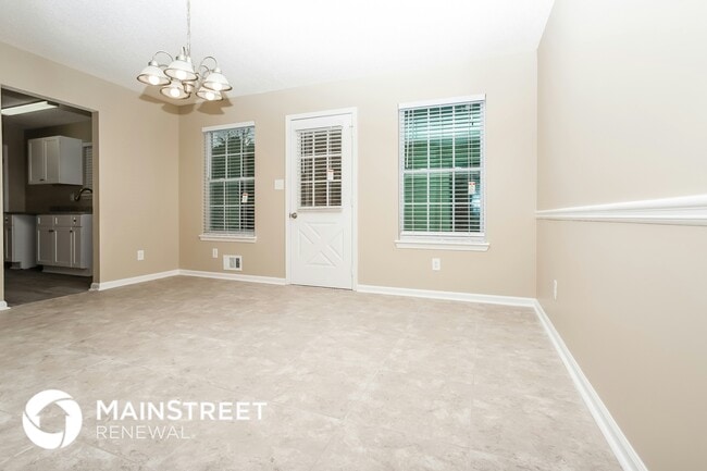 Photo - 3773 Kathryn Dr SW