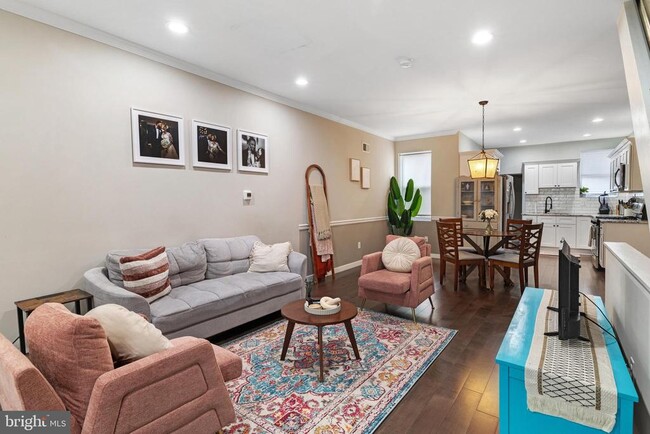 Photo - 1741 Georges Ln