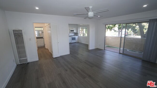 Photo - 844 6th St Unidad 1