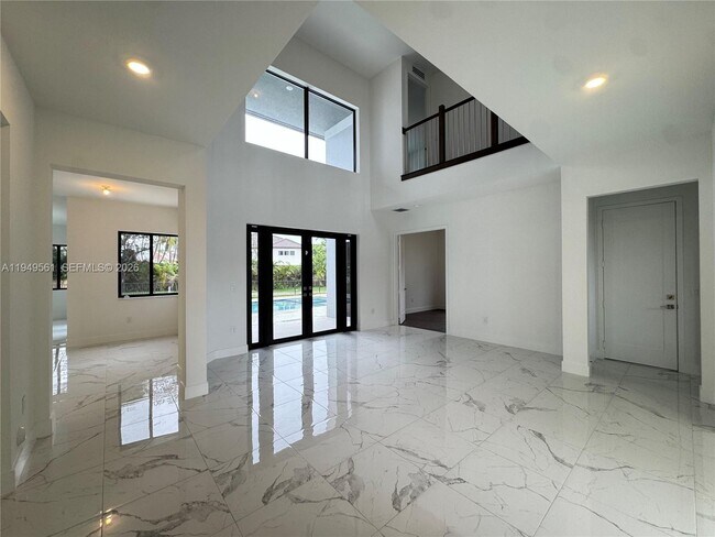 Photo - 19749 NE 16th Pl