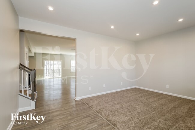 Photo - 1207 Harkey Creek Dr