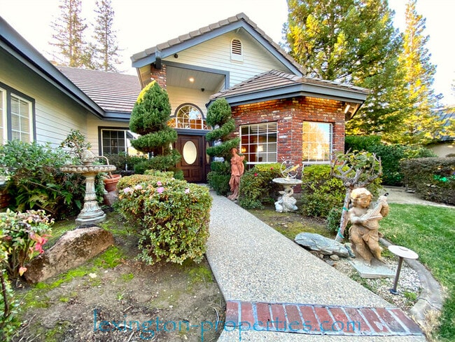 Photo - 149 Cascade Falls Dr