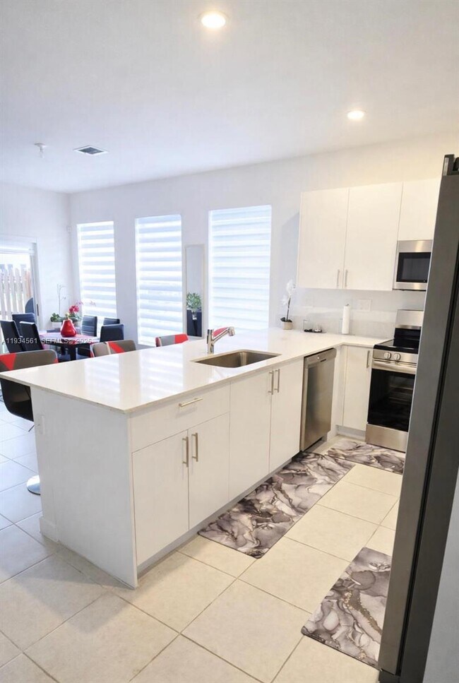 Photo - 12841 SW 243rd St