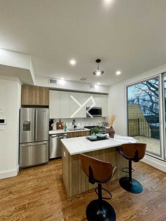 Photo - covert street