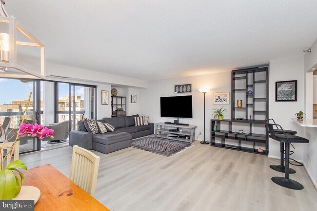 Photo - 900 N Stafford St Unit 2223