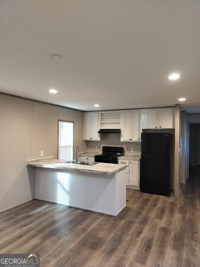 Photo - 2 Poole Cir