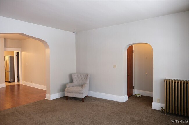 Photo - 233 Pennsylvania St