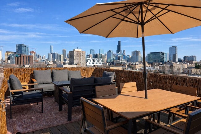 Photo - 736 N Throop St Unit SI ID1514880P