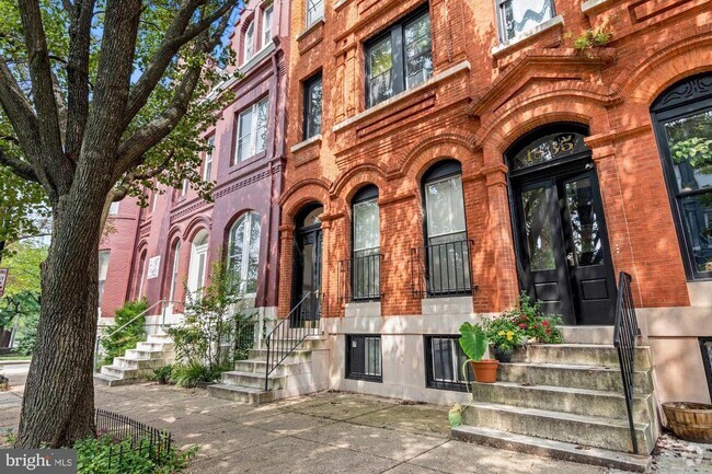 Building Photo - 1837 Bolton St Unit 1 Rental