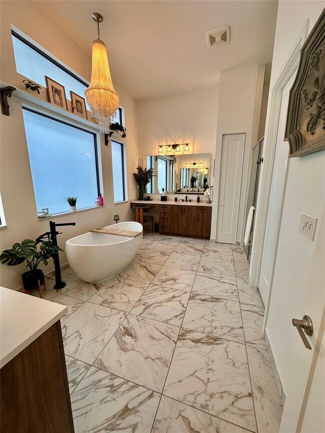 Photo - 8564 Swinley Forest Way