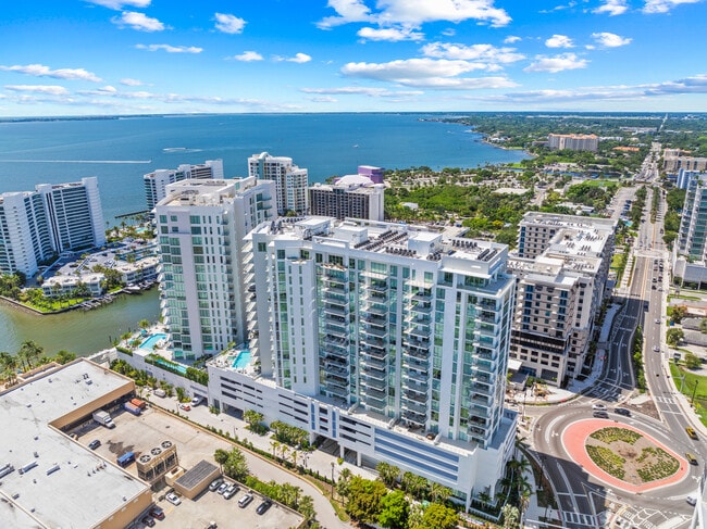 Photo - 301 Quay Commons Quay Unit 1604