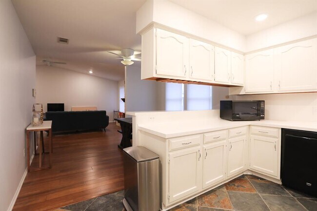 Photo - 12315 Wycliff Ln
