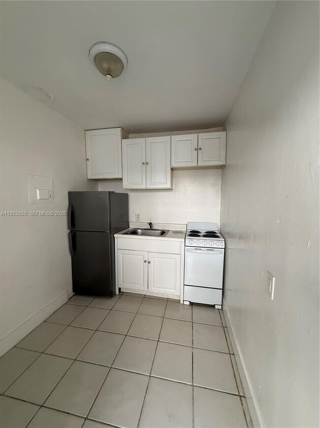 Photo - 5305 Biscayne Blvd Unit 109