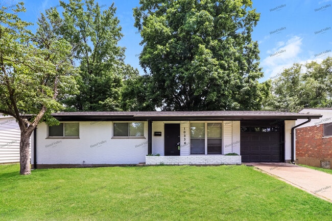 Photo - 10334 Edgefield Dr House