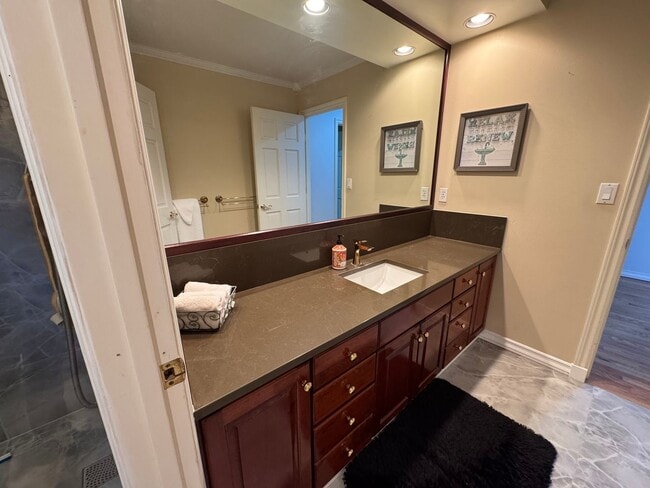 Photo - Room For Rent - Whatcom County Countryside Unit 2