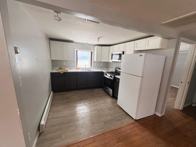 Photo - 10 Paradise Trail