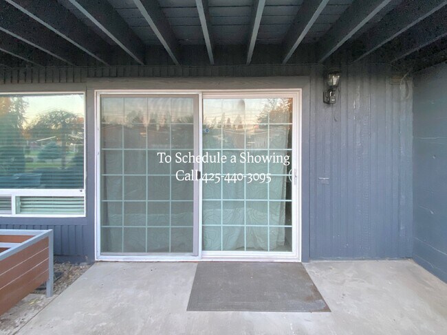 Photo - "Charming Bellevue Retreat: Spacious 2-Bed, 2-Bath with Finished Basement!" Unit #B