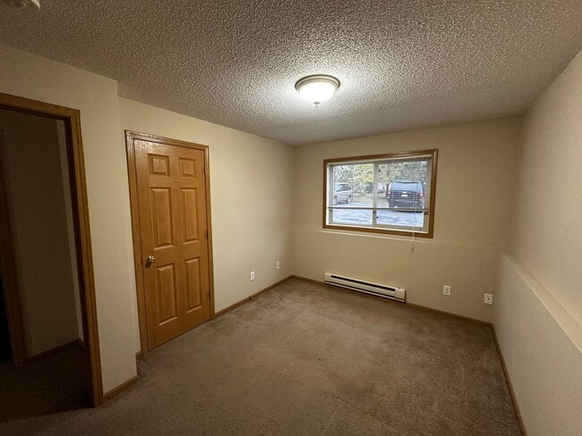 Photo - 804 6th Ave NE Unidad 2