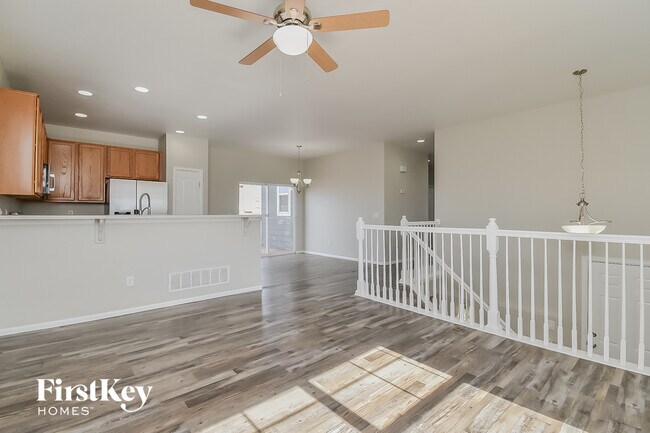 Photo - 7976 Cairn Ct