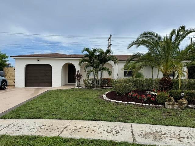 Photo - 22592 Lombard Ave