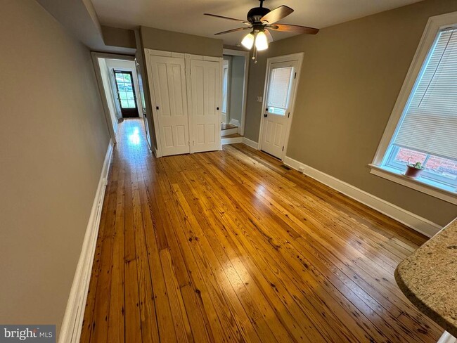 Photo - 26 N Congress St