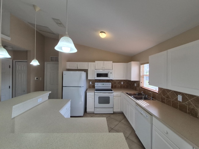 Photo - 1902 NW 14th Terrace