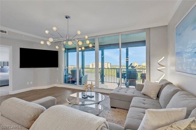 Photo - 420 Cove Tower Dr Unidad 802