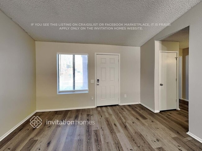 Photo - 3239 W Tonopah Dr