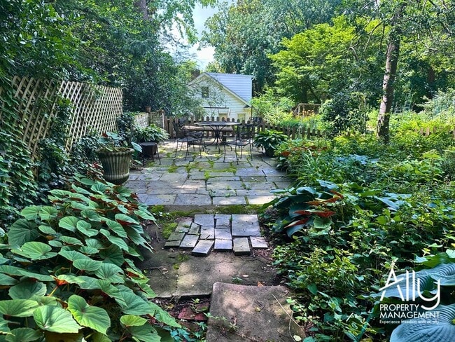 Photo - 709 Park St