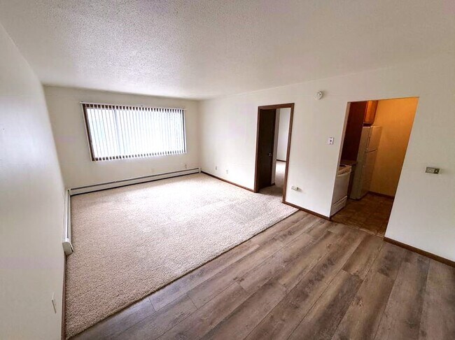 Photo - 630 S Governor St Unit 8