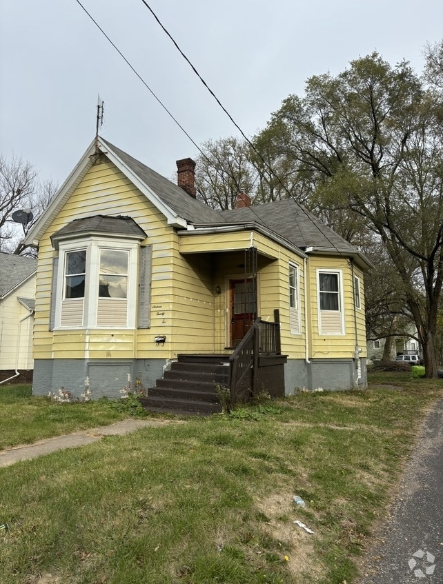 Building Photo - 1622 N California Ave Rental