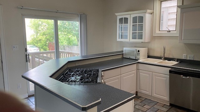kitchen - 1503 N Cass St Rental