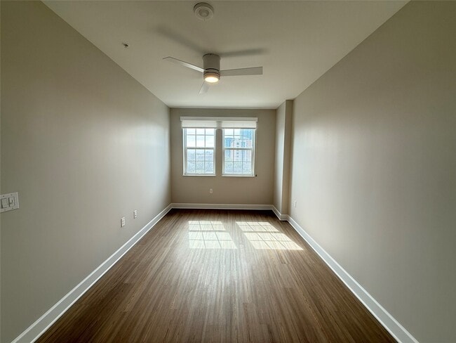 Photo - 716 Waugh Dr Unit A20.723