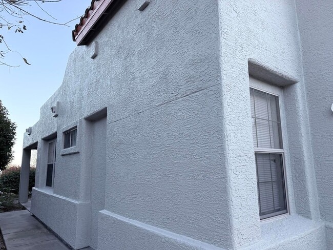 Photo - 3 bed 2 bath Home in Cottonwood Commons Contact Property Pros Go to rentprosaz.com look under Vac...