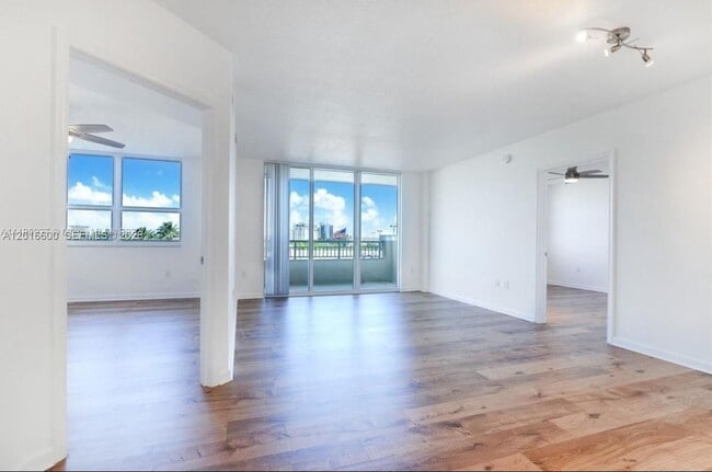 Photo - 19501 W Country Club Dr Unit 510