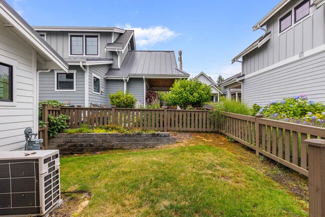 Photo - Modern Sammamish Cottage – Light-Filled Living in a Prime Plateau Location