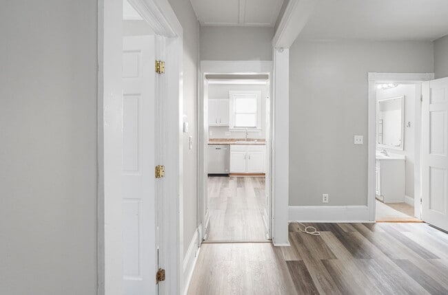 Building Photo - Frederick Unit 11A