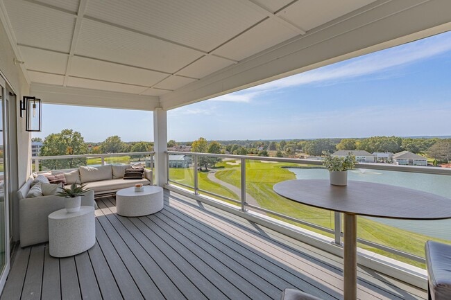 Building Photo - 5211 Highpointe Lakes Dr Unit 301